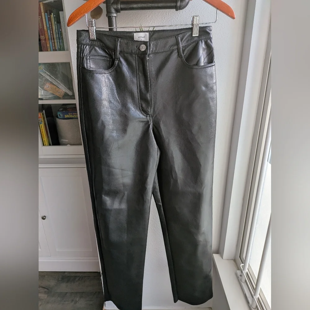 Aritzia Wilfred Melina Vegan Leather Pants - Black - Size 6